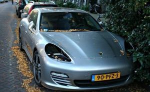 Inventive drug dealers took arms up against Porsche
